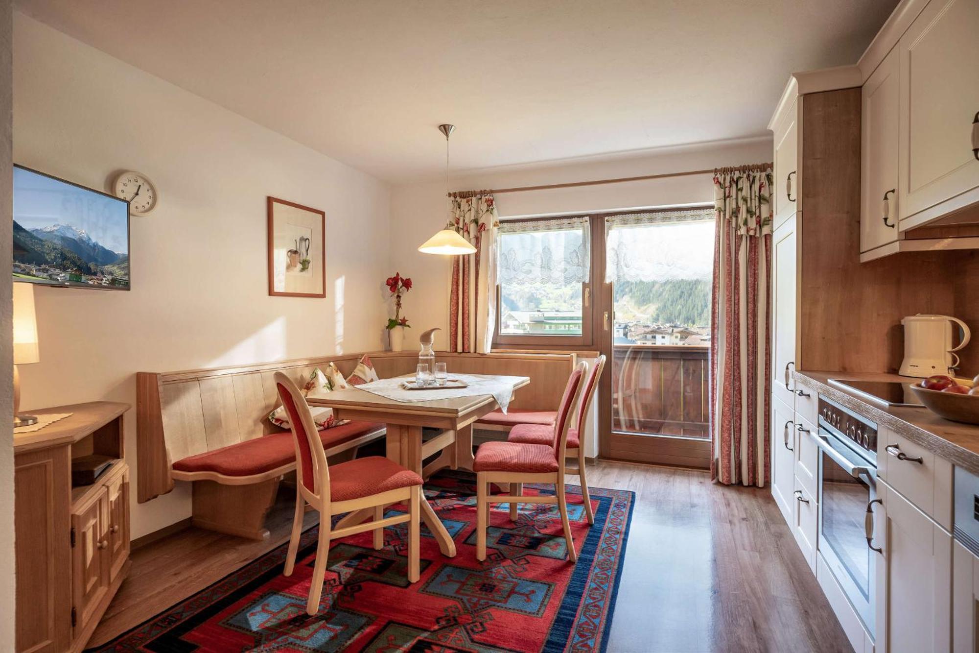 Haus Penkenblick Apartment Mayrhofen Bagian luar foto